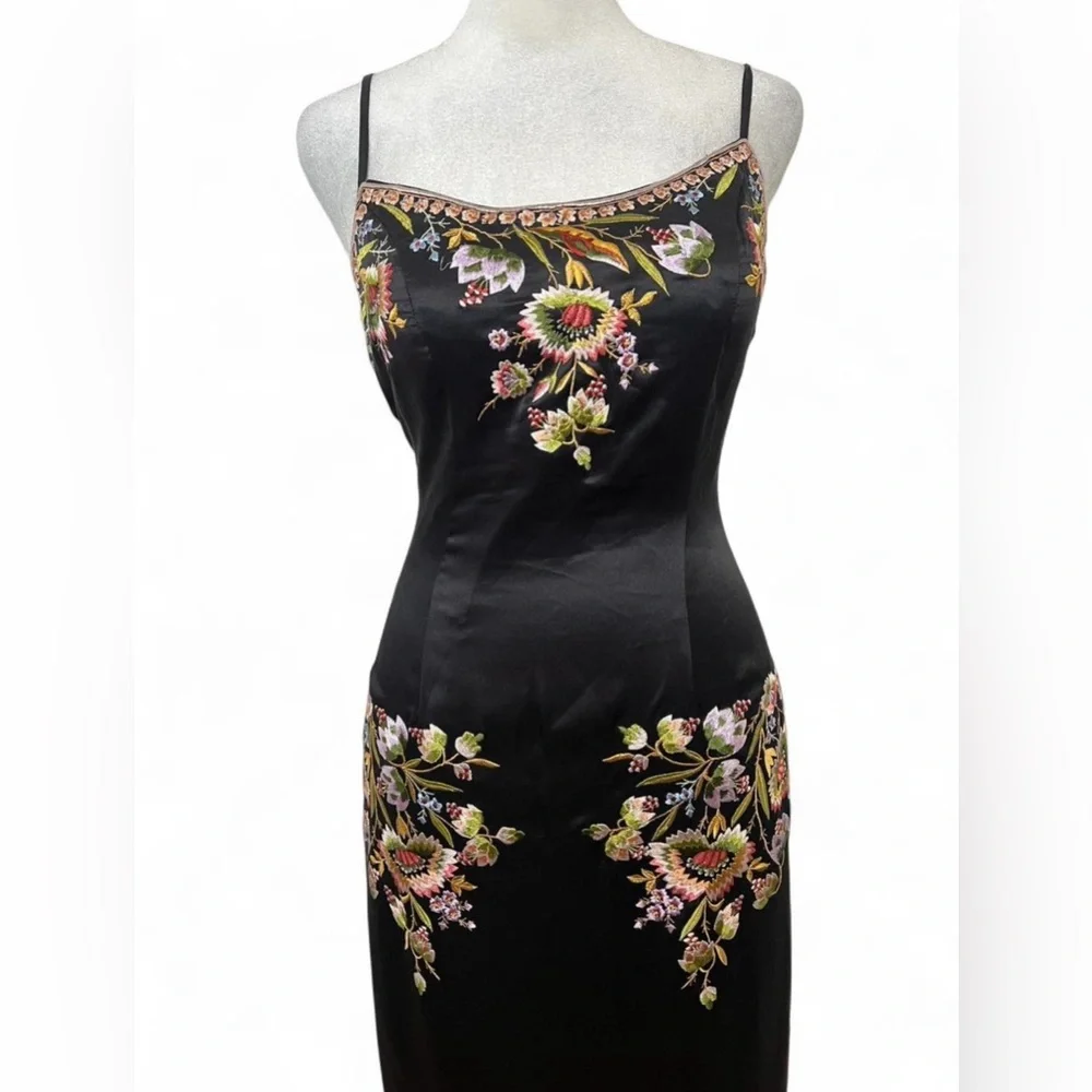 Sue Wong Black Dress with Colorful Floral Embroidery - Picture 2 of 6